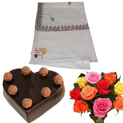 "Round shape vanilla cake - half kg + 12 red roses flower bunch - Click here to View more details about this Product